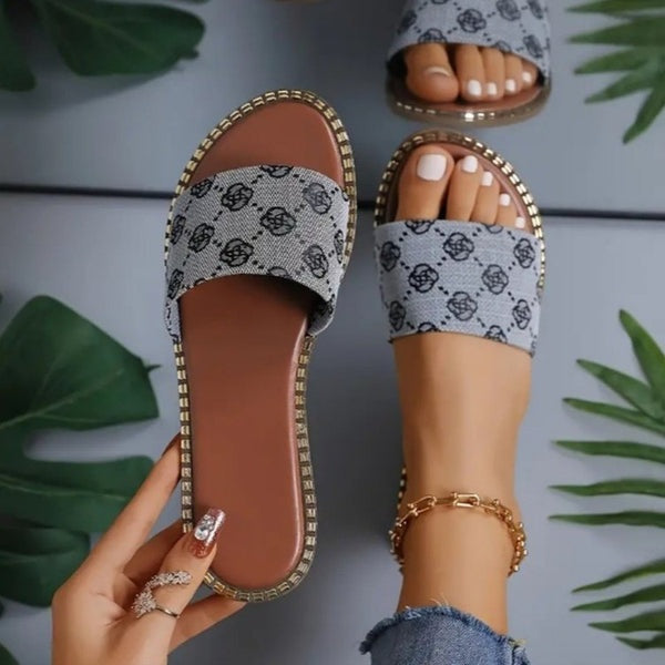 Women’s Floral Print Flat Sandals | Lightweight Non-Slip Summer Slides for Beach, Vacation and Everyday Wear