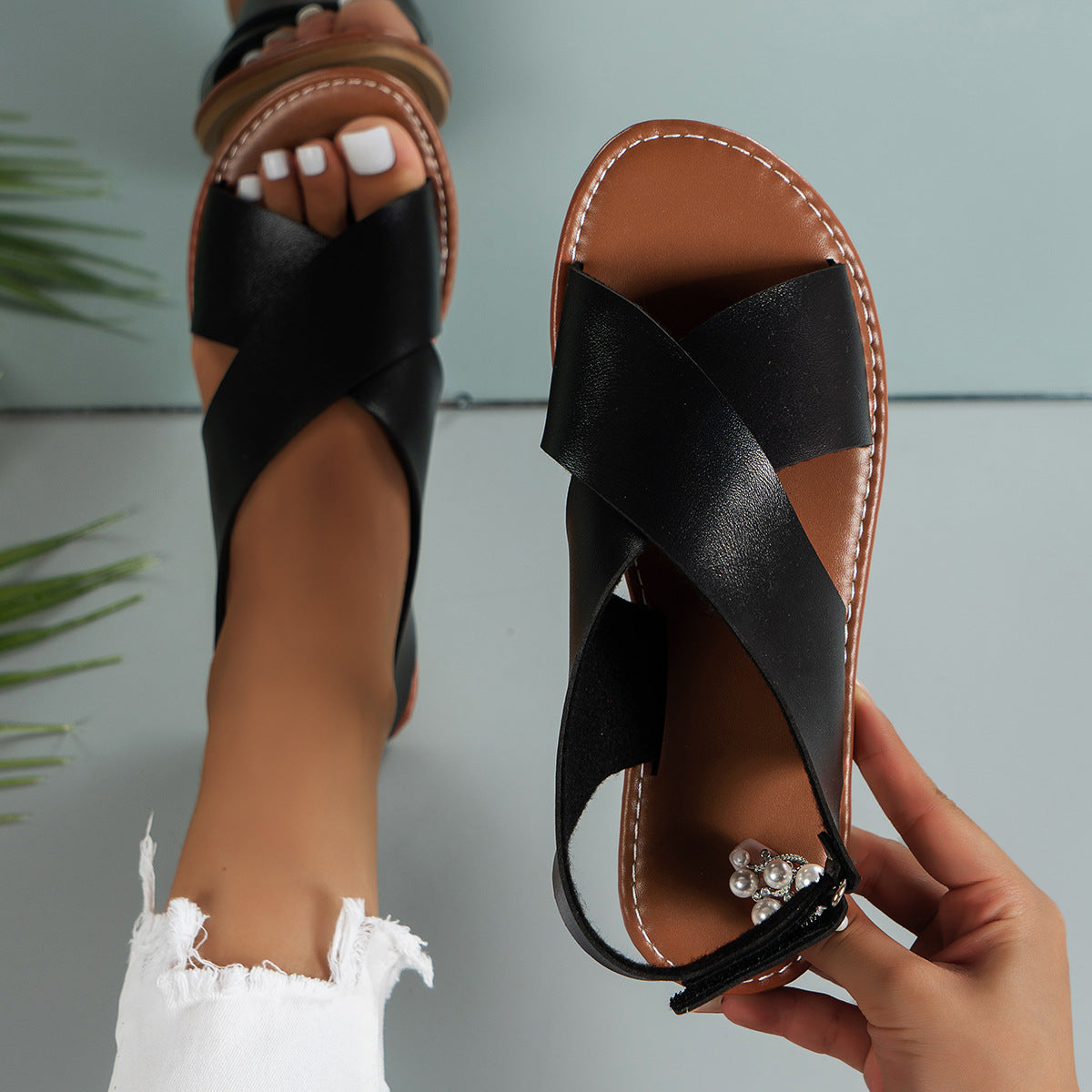 Women’s Retro Wide Strap Flat Sandals | Open Toe Summer Casual Slides for Travel and Everyday Wear